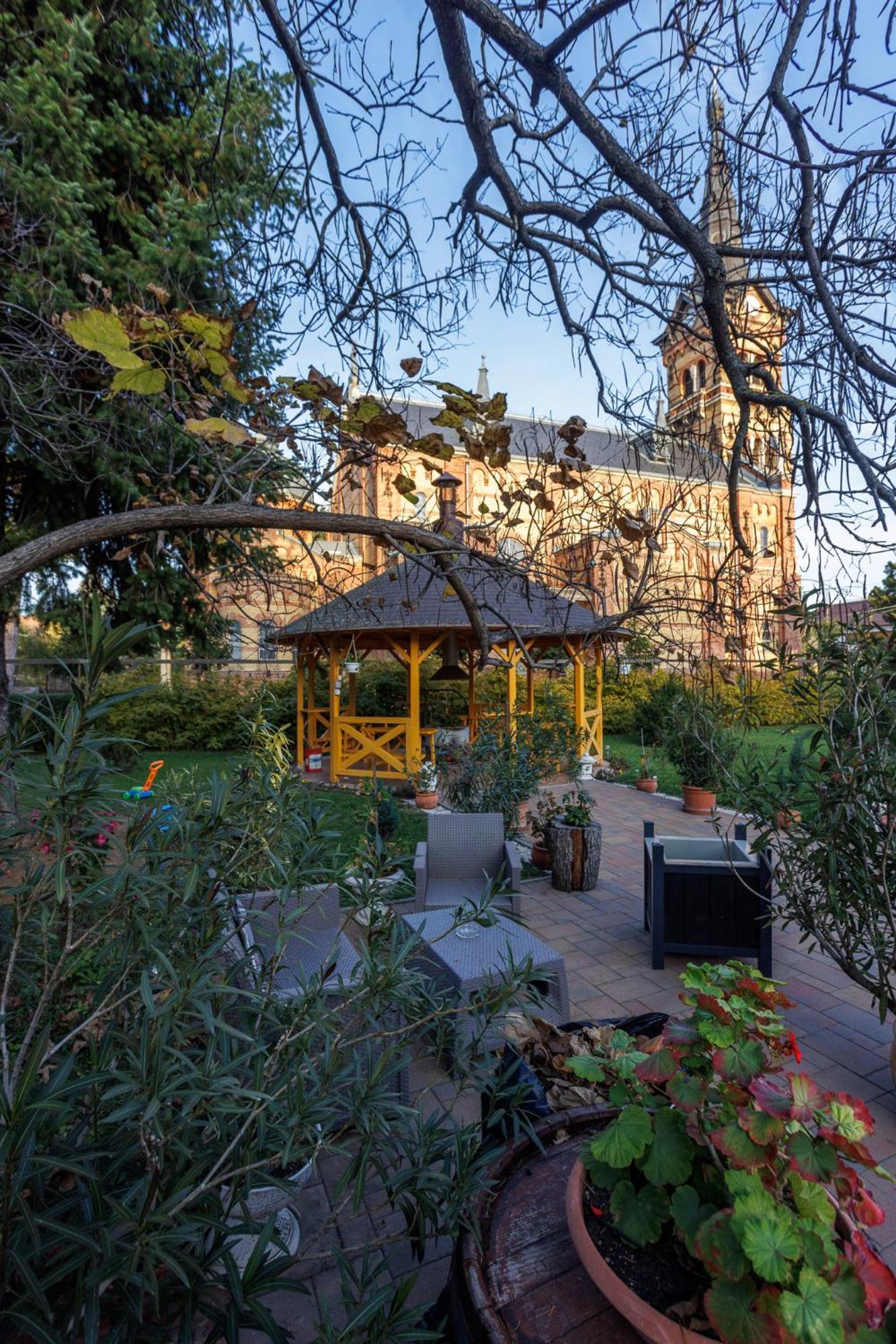 Harang Panzio Bed & Breakfast Gyomaendrőd Eksteriør bilde